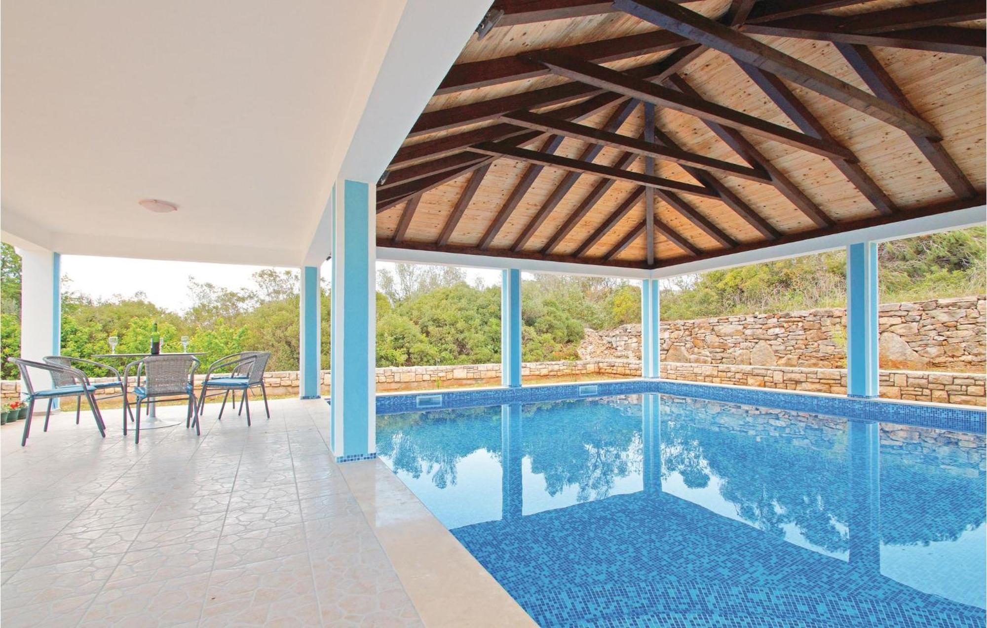 4 Bedroom Amazing Home In Vela Luka Kültér fotó